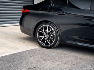 BMW 5-Series 520d Xdrive M Sport - Image 4