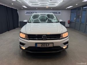 Volkswagen Tiguan SE NAV TDI BMT - Image 2