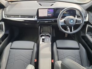 BMW iX1 eDrive20 M Sport - Image 4