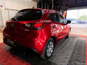 172 Mazda Demio 1.3 Petrol Automati 58000 kms Fres - Image 4