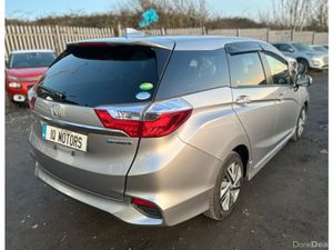 Honda Shuttle 1.5 Automatic petrol hybrid - Image 4