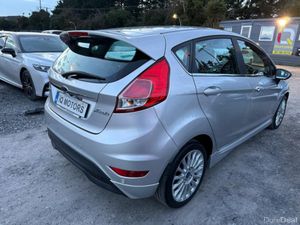 Ford Fiesta 1.0L Automatic Petrol - Low mileage (1 - Image 4