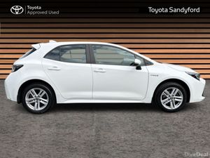 Toyota Corolla HYBRID LUNA HATCHBACK // REAR CAMER - Image 3