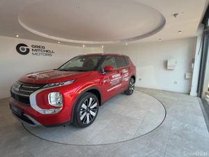 Mitsubishi Outlander 2.4 PHEV Nativa 5dr Auto - Image 3