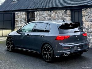 2023 VOLKSWAGEN GOLF 2.0 TDI R LINE AUTO - Image 4