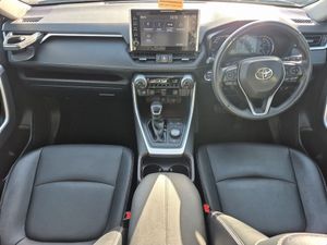 Toyota RAV4 ** SPORT ** AUTO ** HUGE SPEC ** TRINI - Image 2