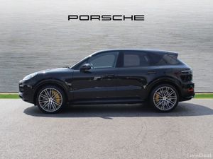 Porsche Cayenne  E-Hybrid - Image 3