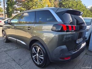 2018 PEUGEOT 5008 ALLURE 1.2 130BHP AUTO *7 SEATER - Image 4