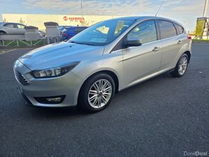 Ford Focus 1.0 PETROL, ZETEC MODEL, LOW MILEAGE, F - Image 4