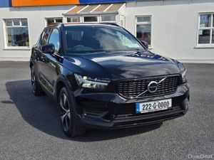 Volvo XC40 R-DESIGN T4 RECHARGE - Image 2