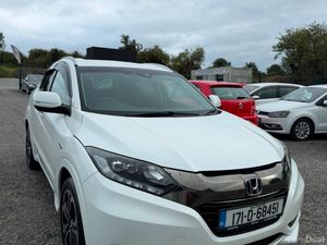 2017 Honda Vezel 1.5 Petrol Hybrid Automatic - Image 2
