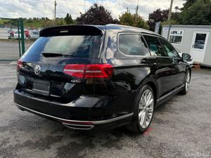Volkswagen Passat 181 // R-LINE // 220 bhp // PAN- - Image 4