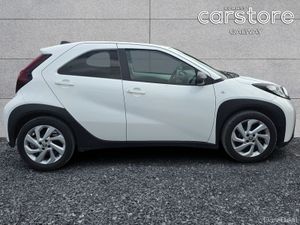 Toyota Aygo X 1.0 Pulse - Image 2
