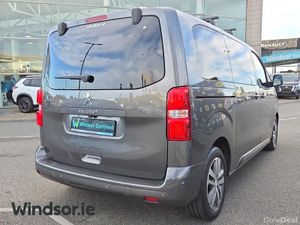 Peugeot Traveller 1.5 Allure 8 Seater - Image 3