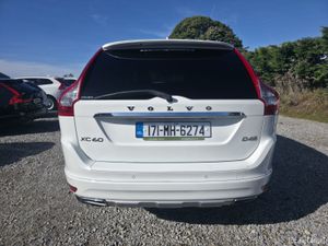 Volvo XC60 2017 D4 - Image 4