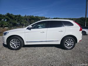 Volvo XC60 2017 D4 - Image 2