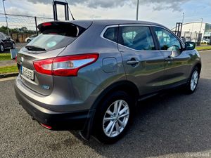 2015  NISSAN QASHQAI 1.5DCI SV - Image 4