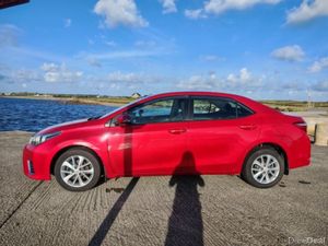 Toyota Corolla 1.4D4D Aura 4DR - Image 4