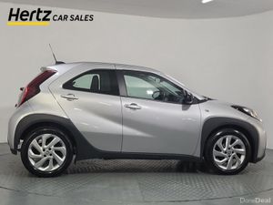 Toyota Aygo X PURE VVT-I 1.0 Petrol Manual - Image 4