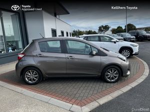 Toyota Yaris HYBRID ELECTRIC LUNA - Image 3