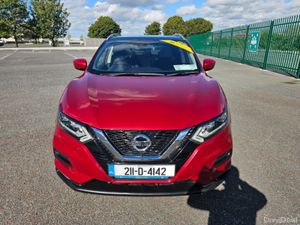 Nissan Qashqai 1.5 DCI, AUTOMATIC, LOW MILES, PAN - Image 3