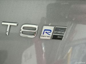 19 VOLVO XC90 T8 R DESIGN AWD PHEV  AUTO - Image 2