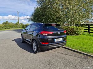 Hyundai Tucson Diesel (NCT TESTED AND TAXED)!!! - Image 4