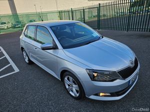 Skoda Fabia 1.0 PETROL, AMBITION MODEL, FULL SERVI - Image 3