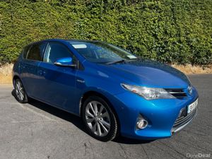 Toyota Auris 1.8 EXCEL VVT-I CVT 98BH 98BHP 5DR VV - Image 2