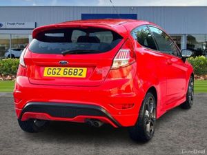 Ford Fiesta 1.6 EcoBoost ST-2 Navigation 3dr - Image 4