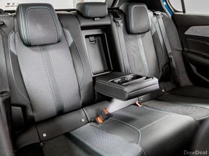 Peugeot 308 E-Allure 54kWh 155HP - Image 4