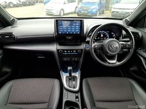 Toyota Yaris Cross 1.5 Hybrid CVT Luna - Image 3