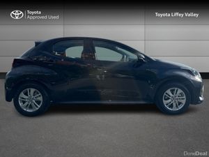 Toyota Yaris Yaris HEV Luna - Image 3