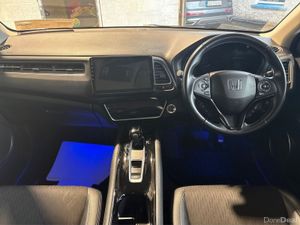 Honda Vezel Hybrid - Image 4