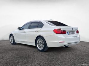BMW 3-Series 2013 - 2.0L DIESEL - Image 4