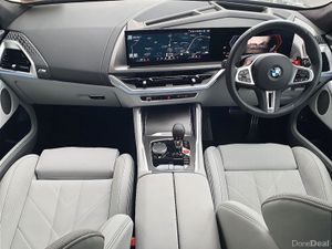 BMW XM 50e - Image 4