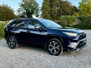 2022 Toyota RAV4 Dynamic Premium PHEV Auto AWD - Image 3