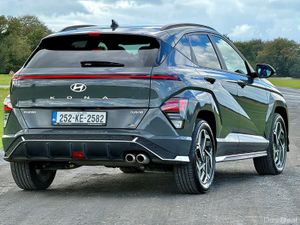 141 BHP KONA HYBRID with power tailgate - Image 3
