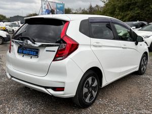 2019 Honda Fit 1.5 HYBRID AUTO - Image 3