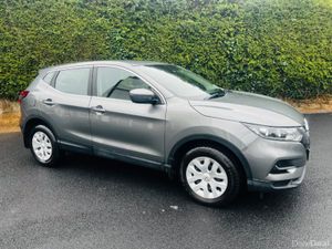 Nissan Qashqai 1.2 XE CVT 18 4DR AUTO - Image 4