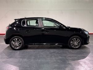 Peugeot 208 MANUAL 1.2 - PARKING SENSORS - A/C HEA - Image 3