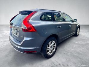 2017 Volvo XC60 D3 (150hp) FWD ES - Image 2