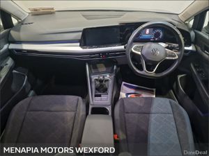 Volkswagen Golf 2.0 TDI 115HP Life - Image 3