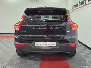 Volvo XC40 T4 R-DESIGN (PAN ROOF) RECHARGE AUTOMAT - Image 4