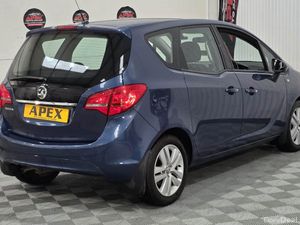Vauxhall Meriva ESTATE - Image 4