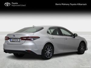 Toyota Camry PLATINUM EDITION - Image 2