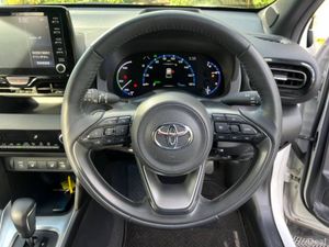 Toyota Yaris Cross Z-SPECIAL MODELLISTA PACK 1.5 H - Image 4