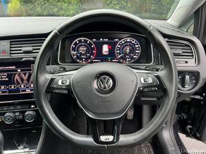 Volkswagen Golf HIGHLINE R-LINE PACK 1.4 TSI // FU - Image 4