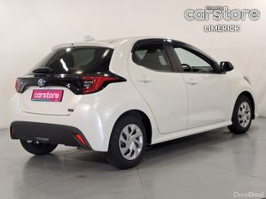 Toyota Yaris 1.5 - Image 3