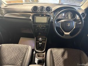 Suzuki Vitara 1.4 Mild Hybrid SZ5 MT - Image 4